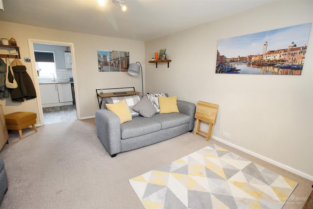 Property photo 2 of 13 Living Room