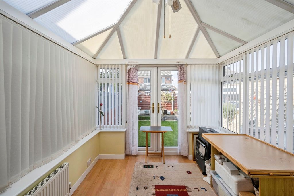 Property photo 3 of 14