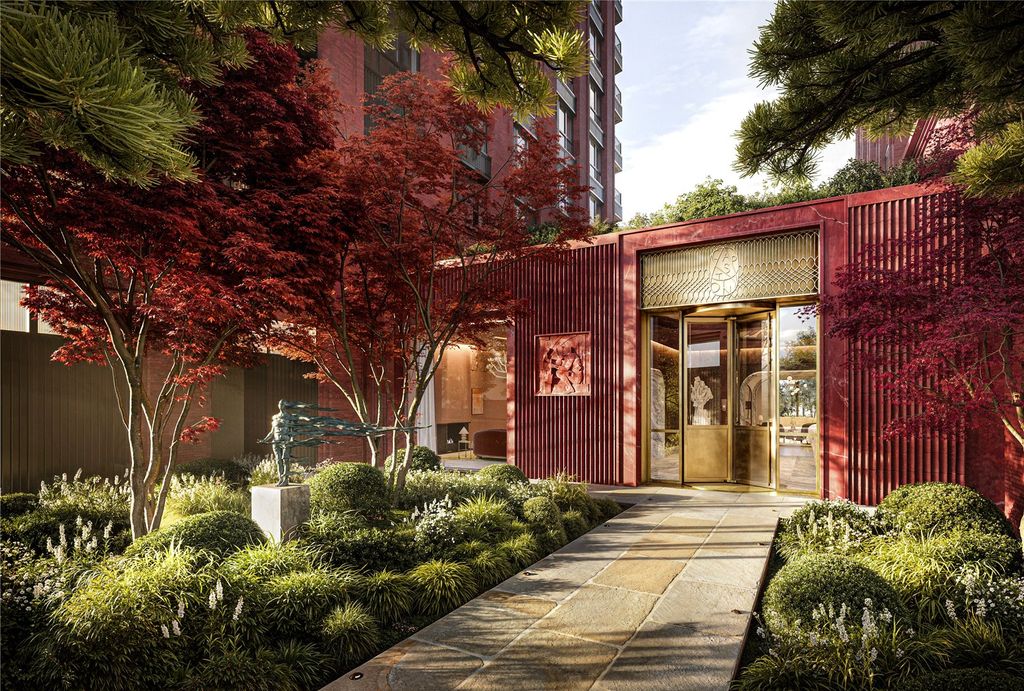 Property photo 1 of 21 Entrance