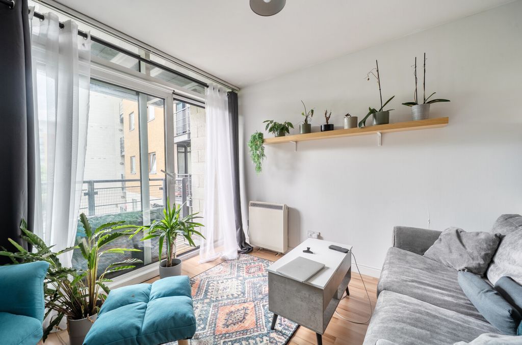 Property photo 2 of 14 1478501-9-6A29707...
