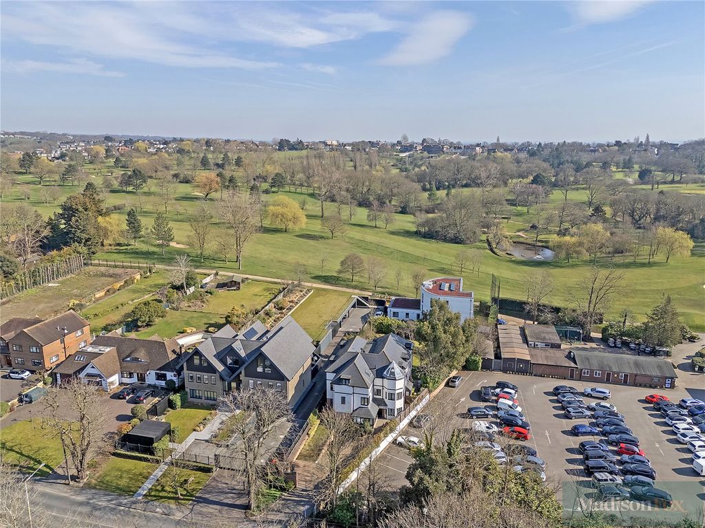 Additional image 47 of 3 bed flat for saleHigh Road, Chigwell, Essex IG7