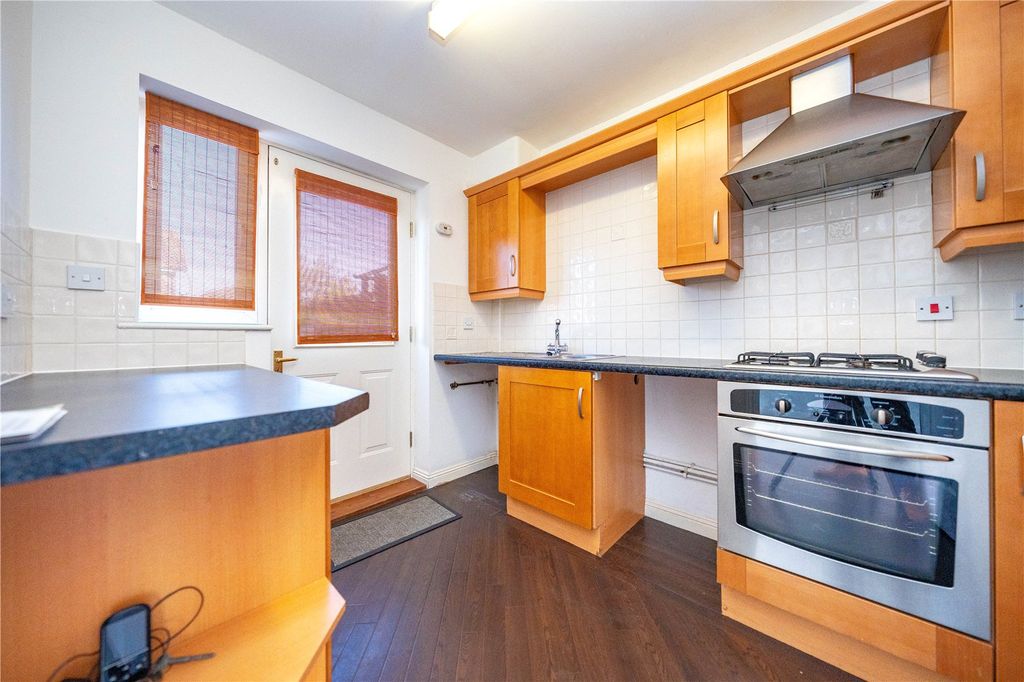 Property photo 3 of 12 Picture No. 14