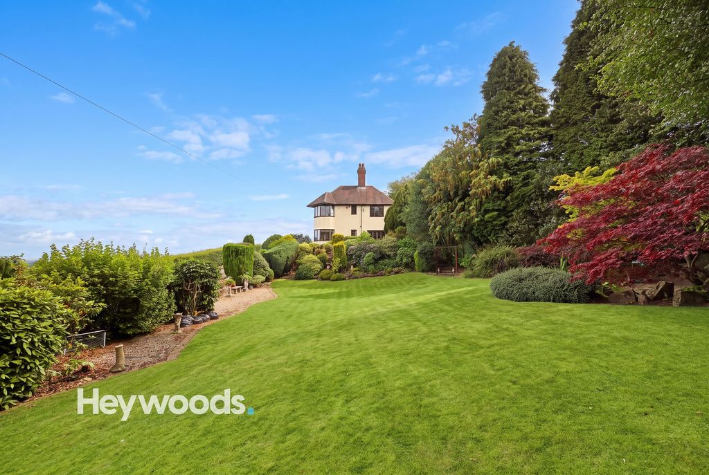Property photo 1 of 73