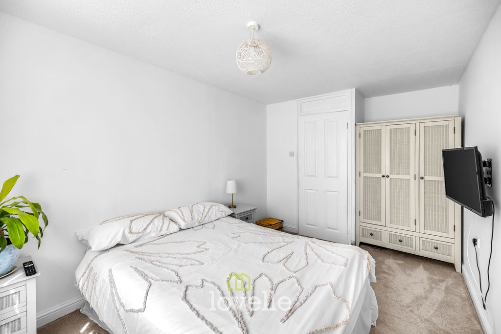 Additional image 7 of 1 bed flat for saleFrederick Street, Grimsby DN31