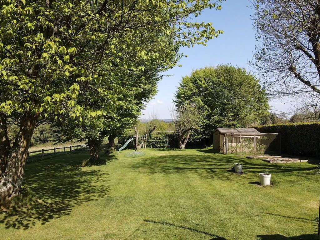 Property photo 2 of 39 Picture No. 50