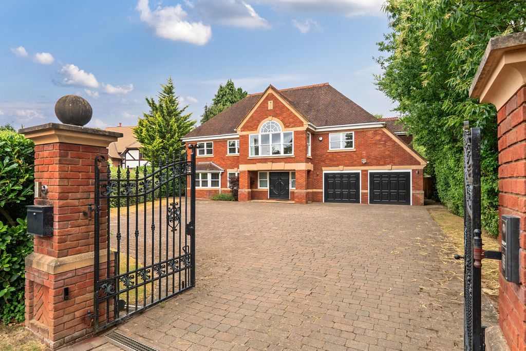 Property photo 1 of 26 1317208-11-685d24...