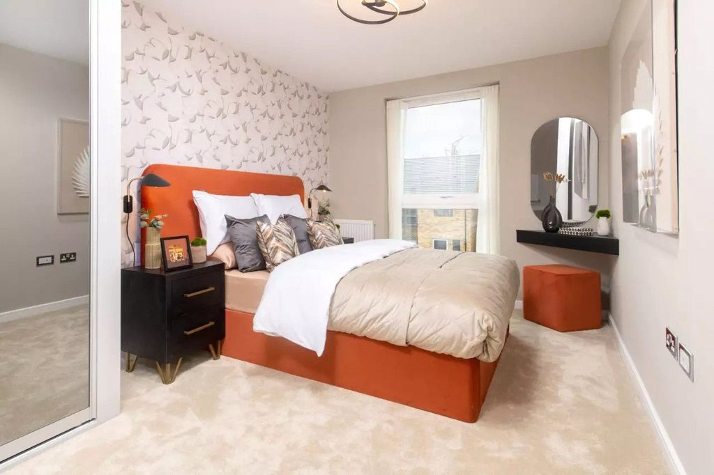 Additional image 6 of 2 bed flat for saleAvenue, Farnborough, Hampshire GU14