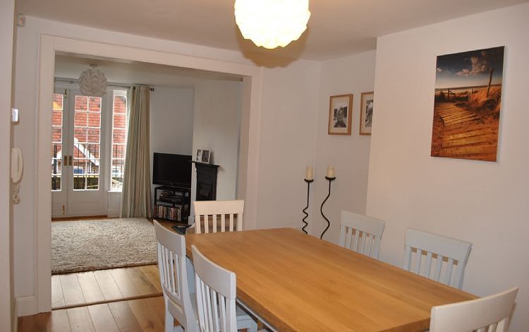 Property photo 3 of 9 Dining House To Rent In Chichester