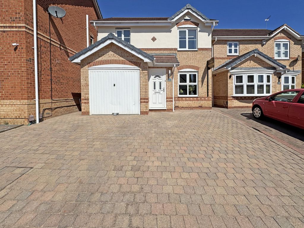 Property photo 1 of 35