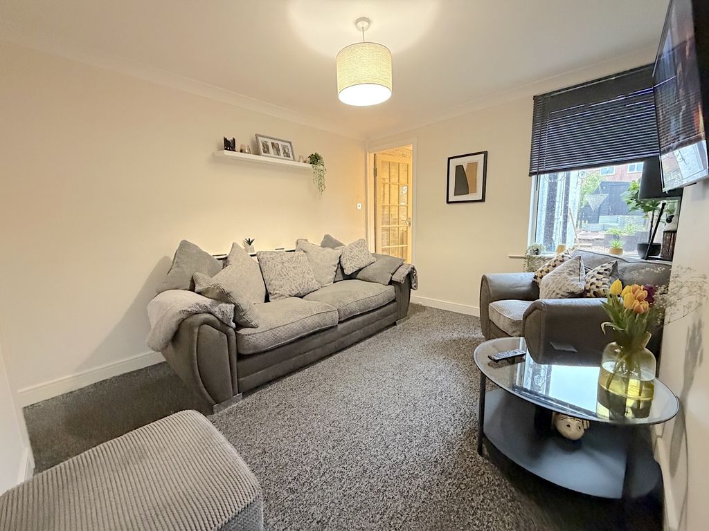 Property photo 3 of 14