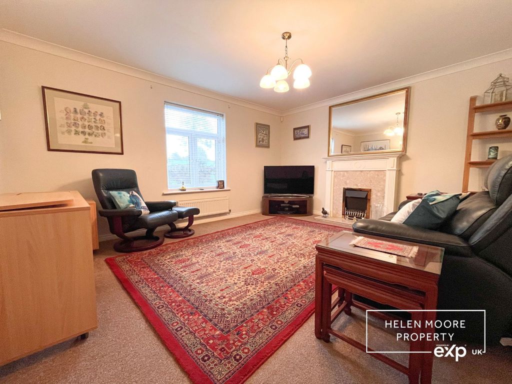 Property photo 2 of 23