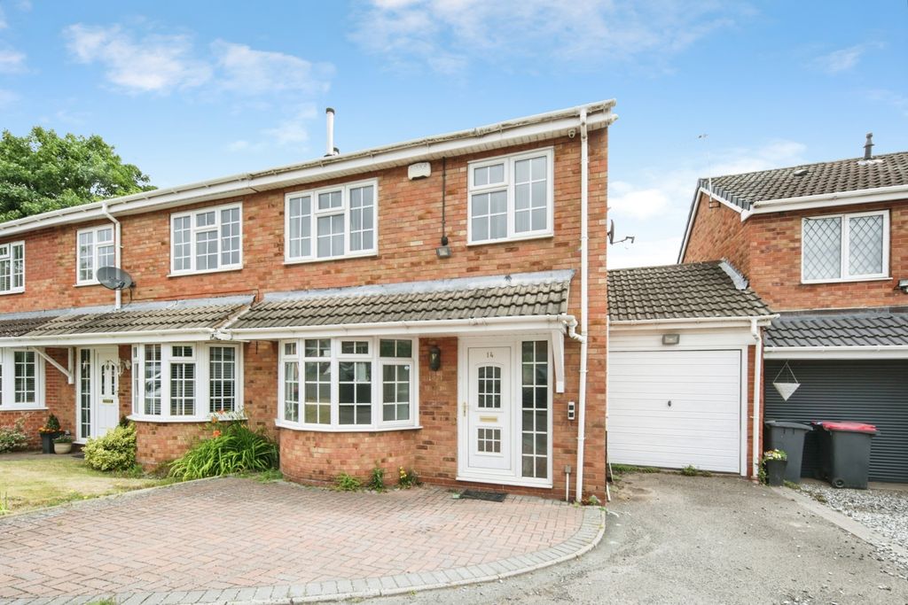 Property photo 1 of 18 Pbox-Img.Jpg