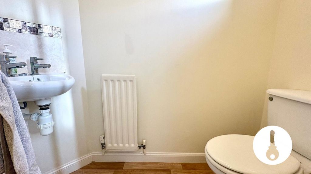 Property photo 3 of 21