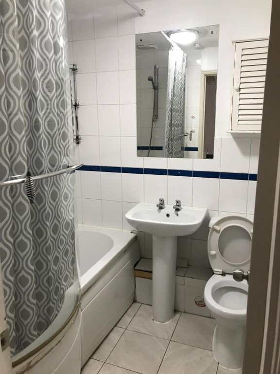 Property photo 3 of 9 Gallery