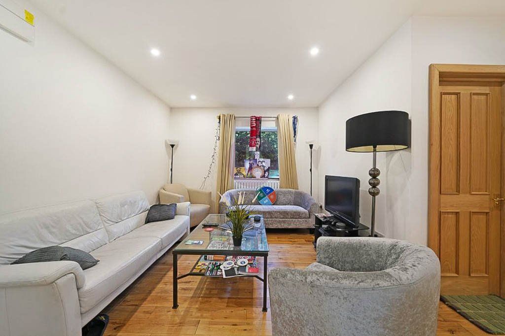Property photo 3 of 11 Picture No. 25