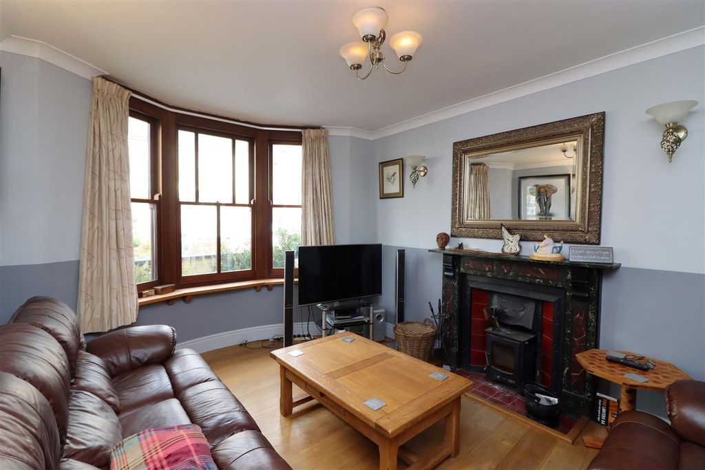 Property photo 2 of 19 Img_0084.Jpg