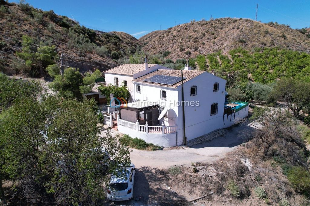 Property photo 1 of 30