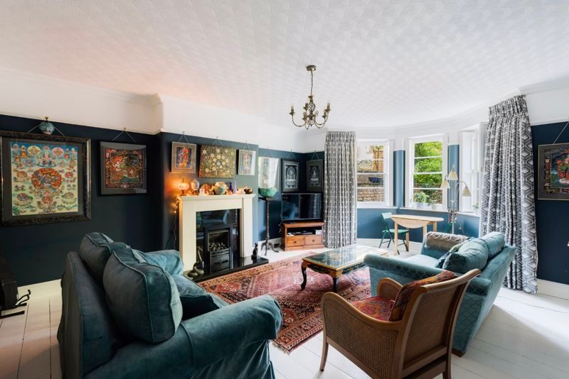 Property photo 3 of 18 Sitting Room