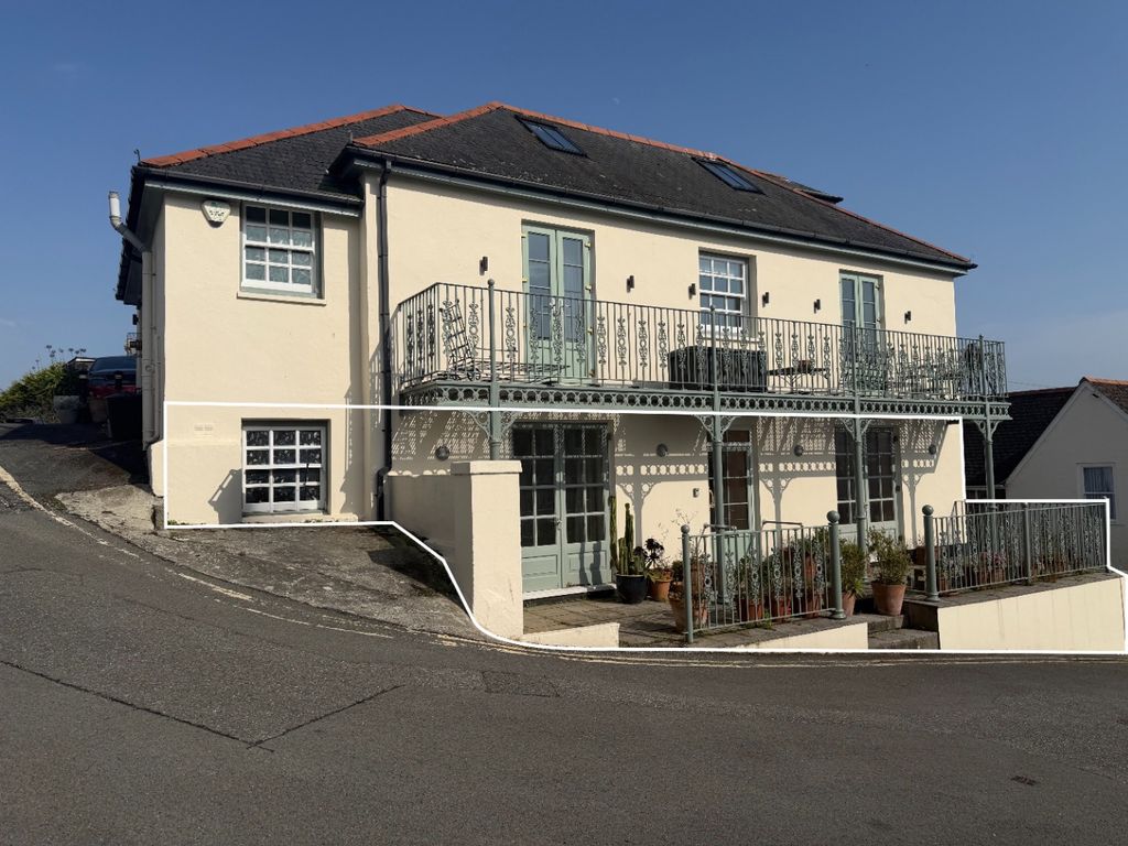 Property photo 2 of 17 3474613