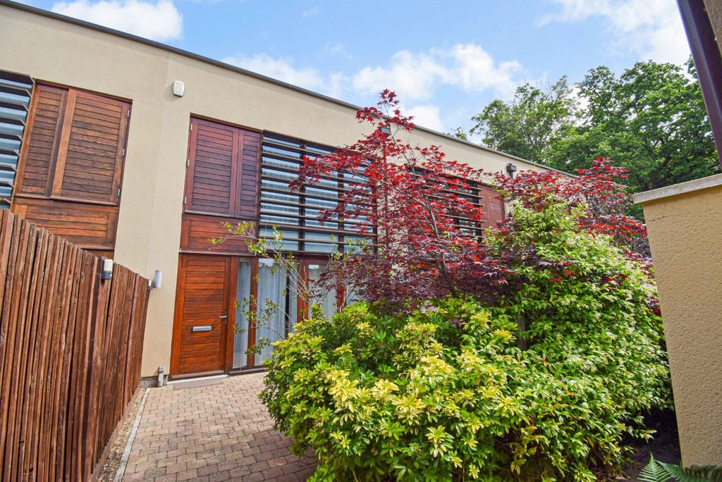 Property photo 1 of 23 External