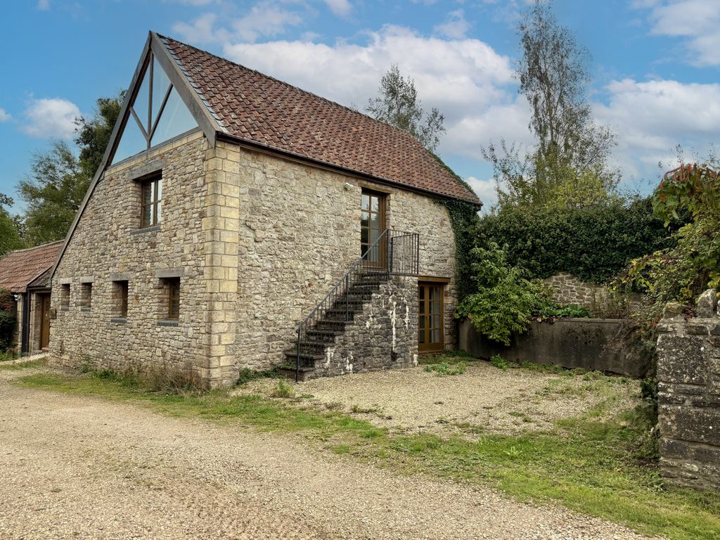 Property photo 1 of 16 Front View