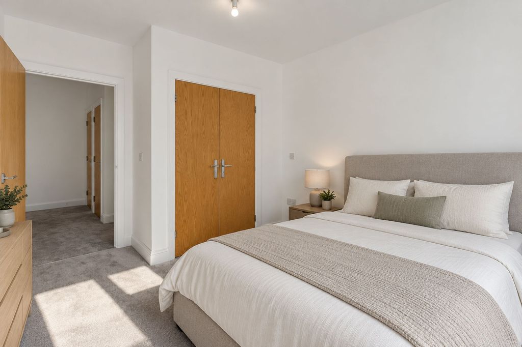 Property photo 3 of 15 Bedroom Ai Furniture