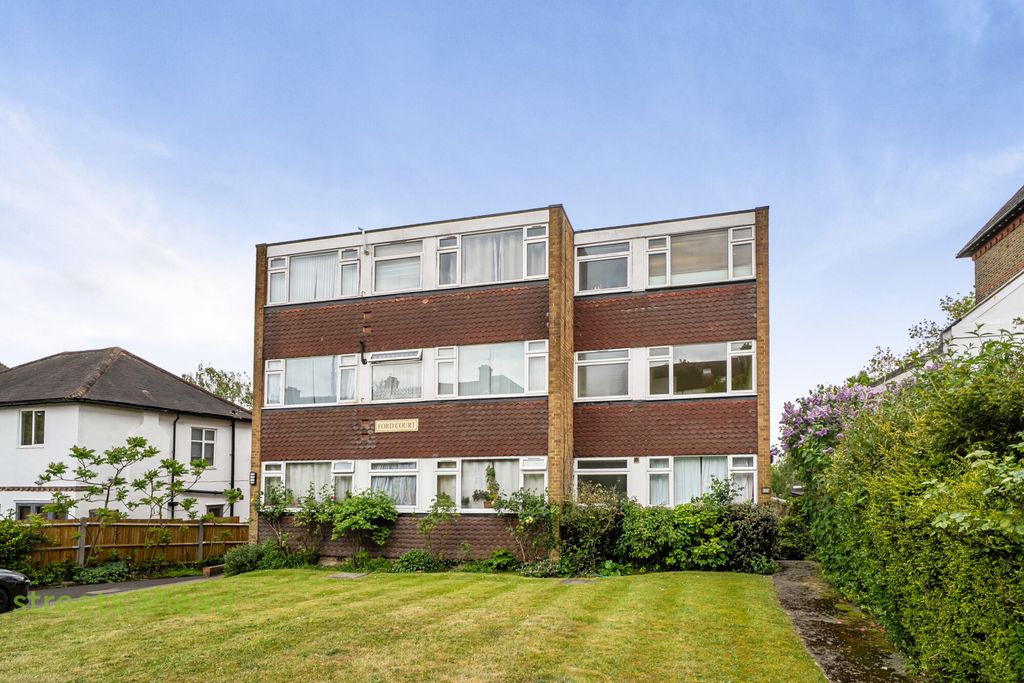 Property photo 1 of 17 210A2A43-Fe89-482...