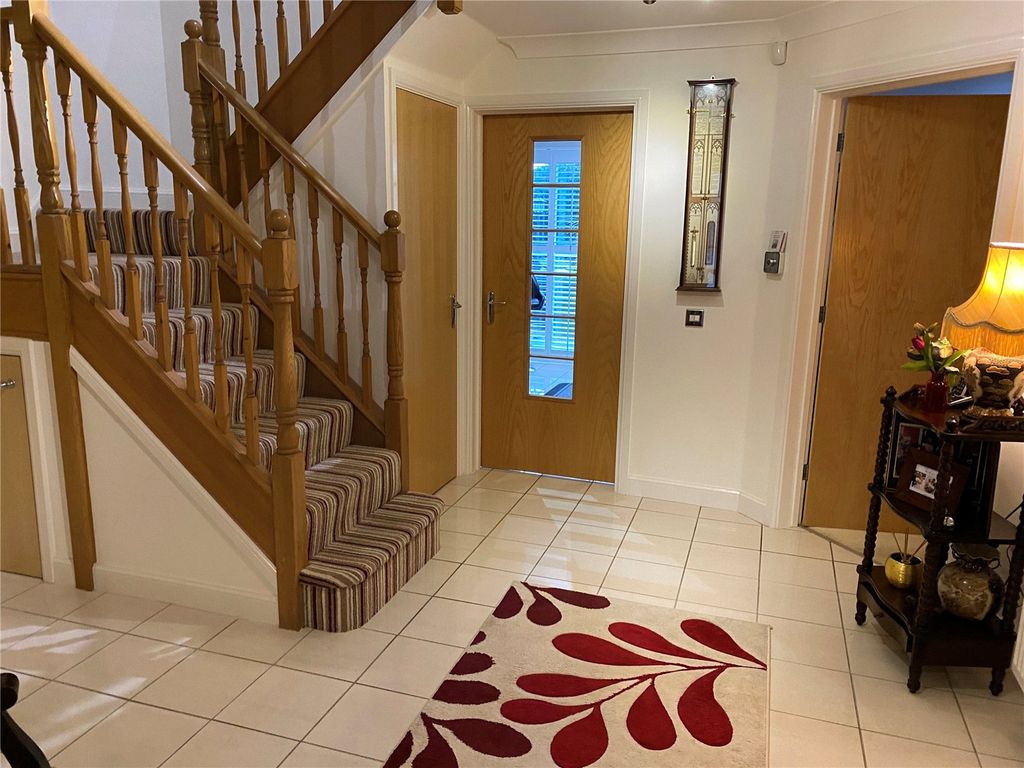 Property photo 3 of 39 Picture No. 50