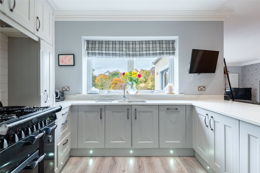 Property photo 3 of 54 Picture 3