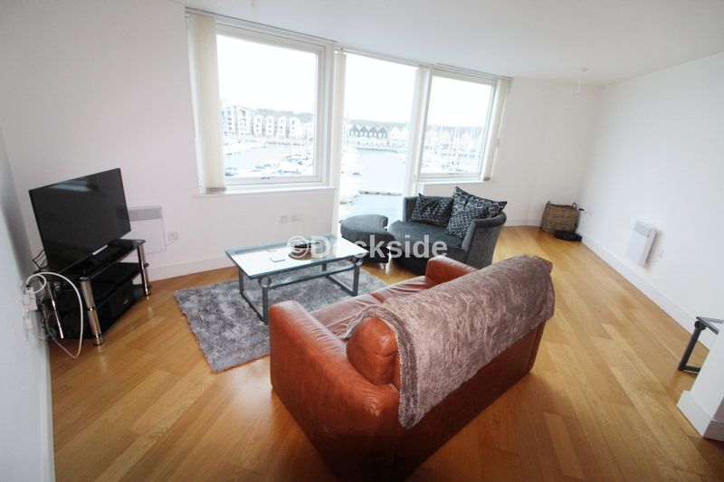 Property photo 1 of 7 Photo 4