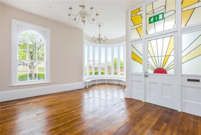 Property photo 3 of 5 Regents Park Enterence.Jpeg