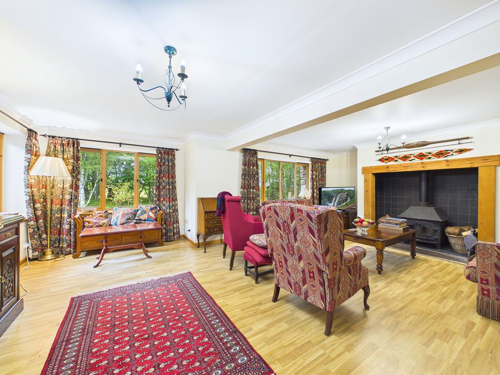 Property photo 2 of 37