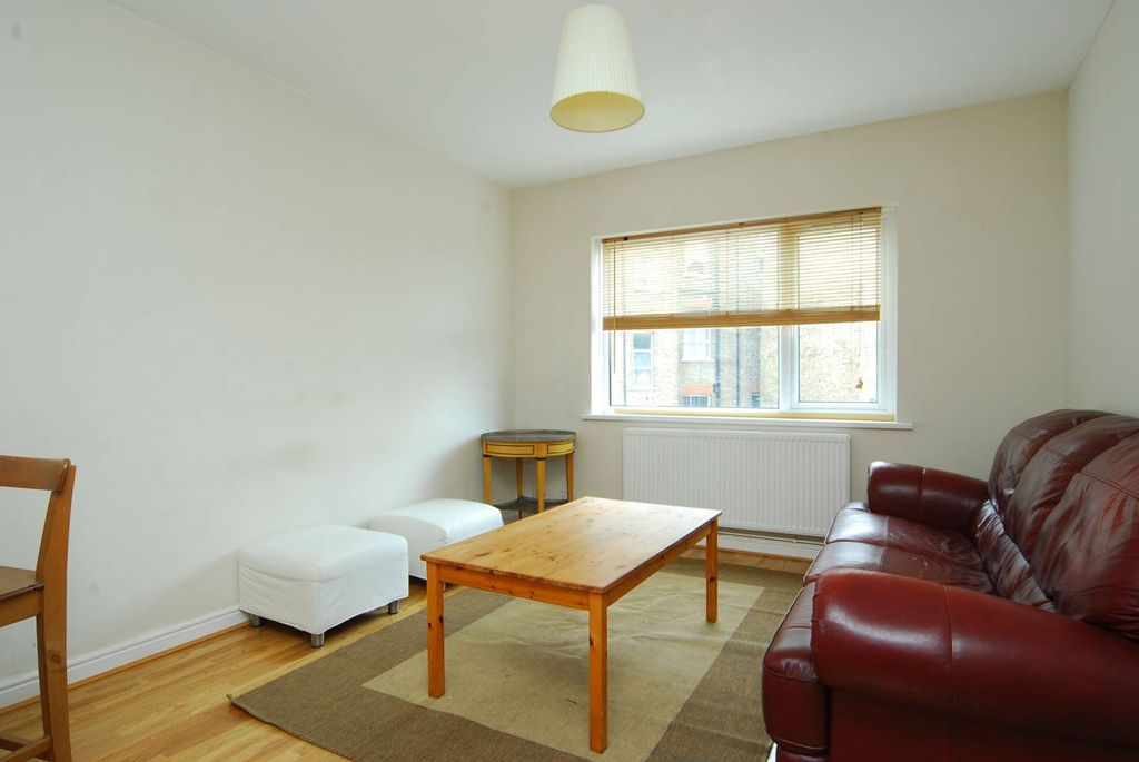 Property photo 3 of 5