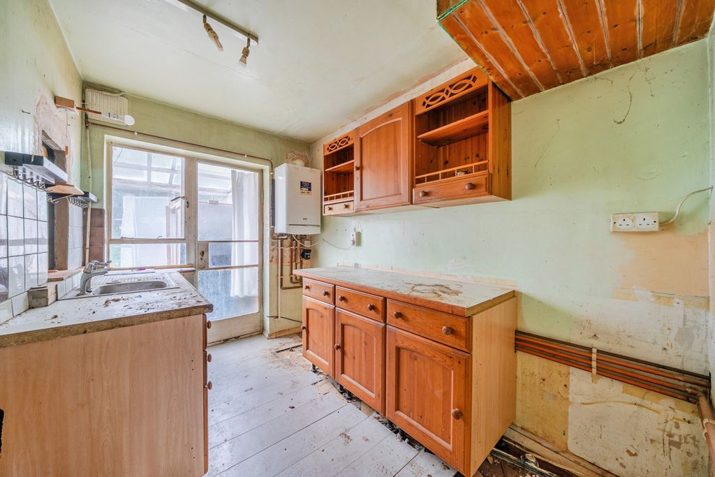 Property photo 2 of 15 1515043-5-1A06832...