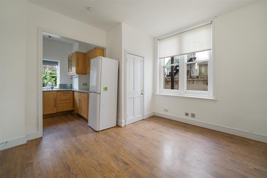 Property photo 2 of 9 Reception Room