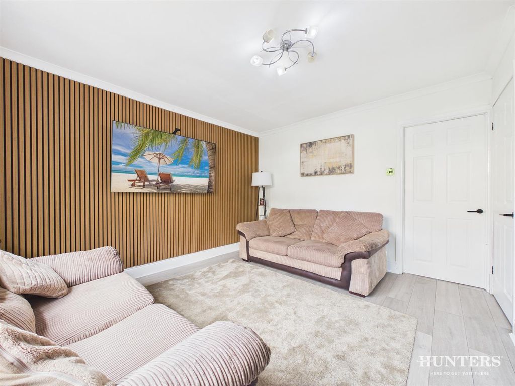 Property photo 2 of 13 13d04Efa4B514Badb6F9Ec1B1F6A296E_100_Cam05287G0-Pr