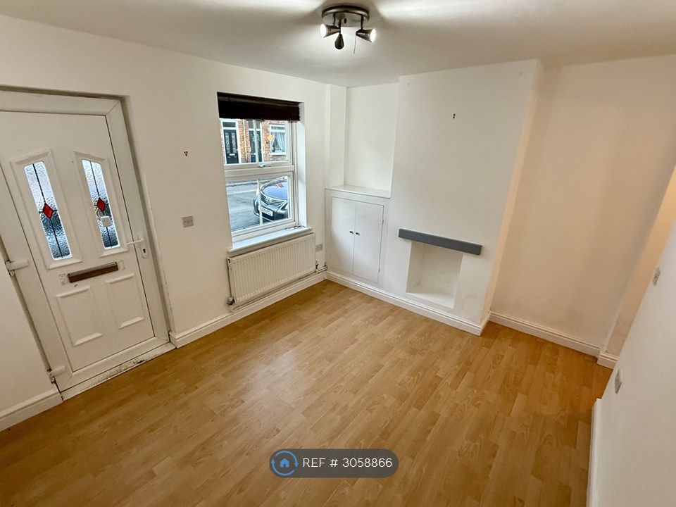 Property photo 3 of 10 Reception Room