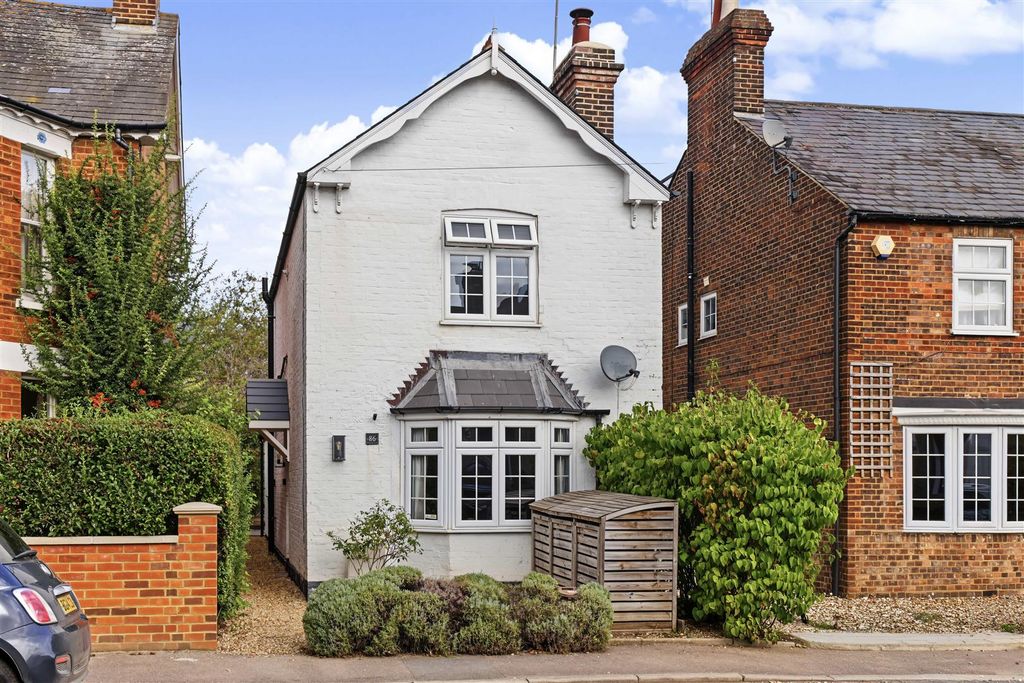 Property photo 1 of 12 High-Street-23.Jpg