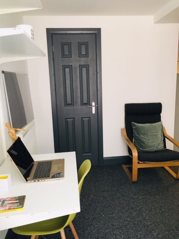 Property photo 3 of 12