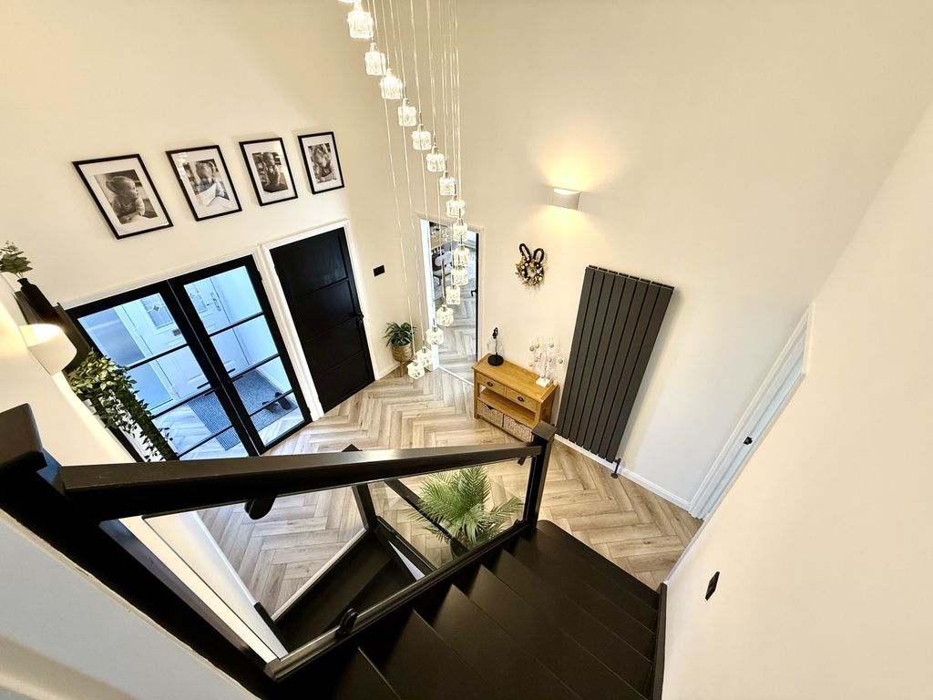 Property photo 2 of 18 Img_2423