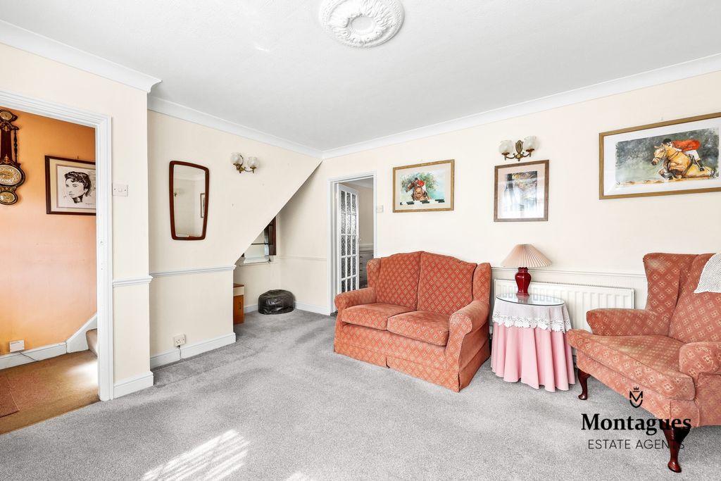 Property photo 2 of 22 Photo 9