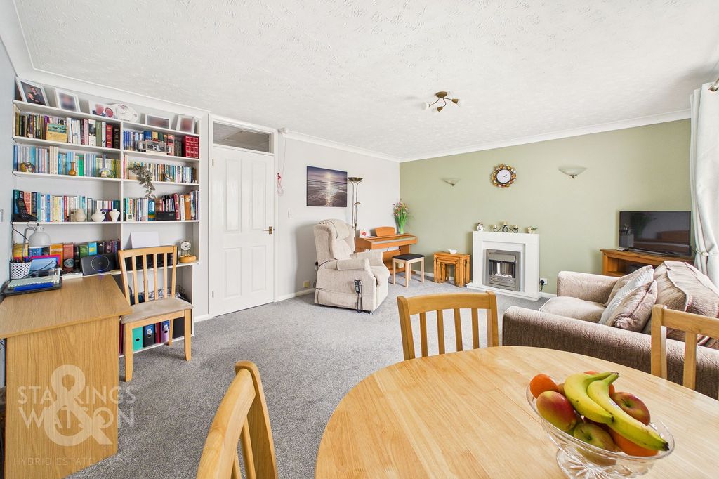 Property photo 3 of 15