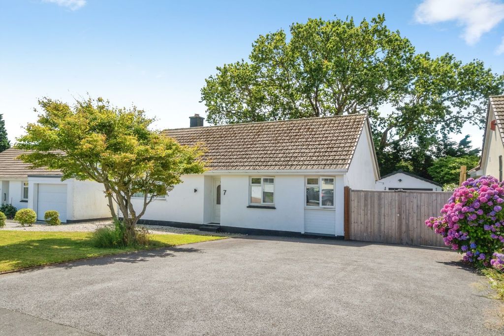 Property photo 1 of 20