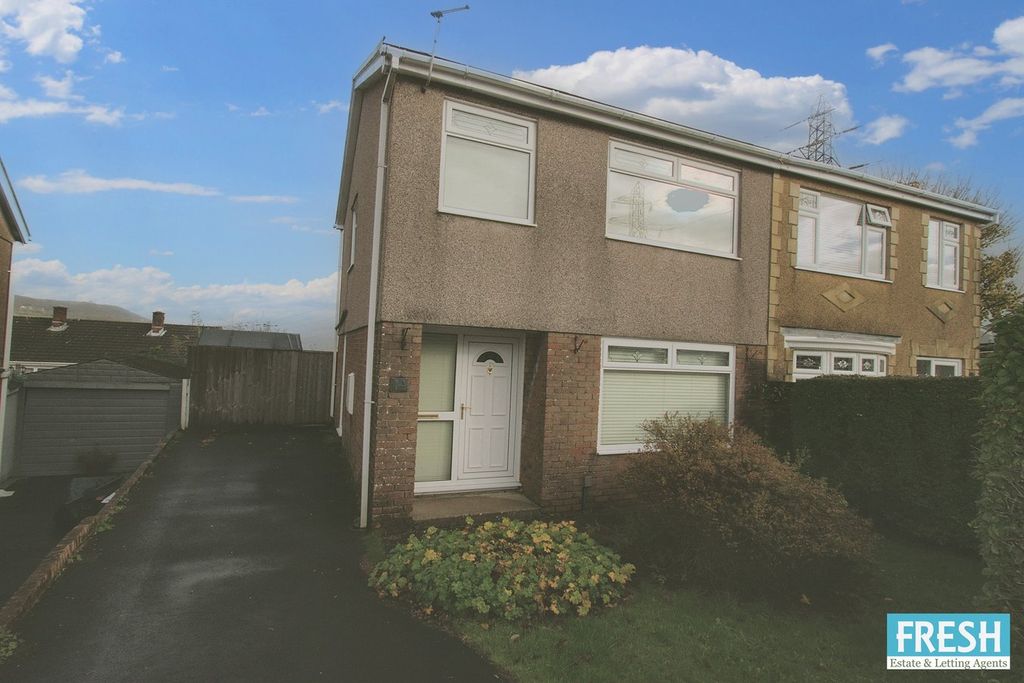 Property photo 1 of 26