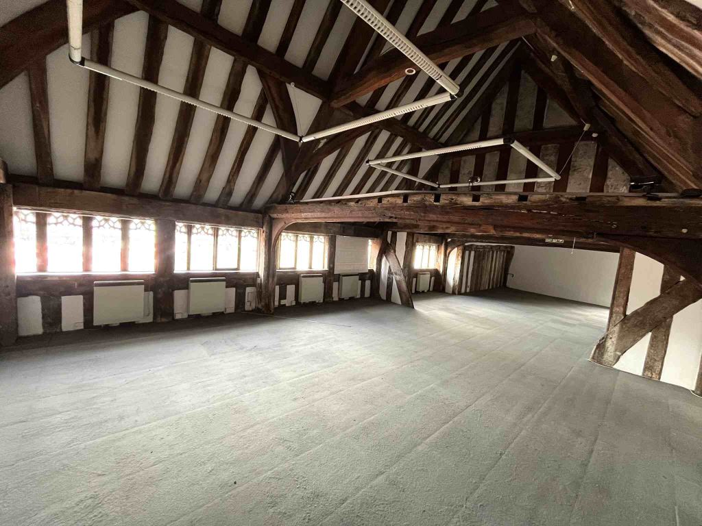 Property photo 2 of 8