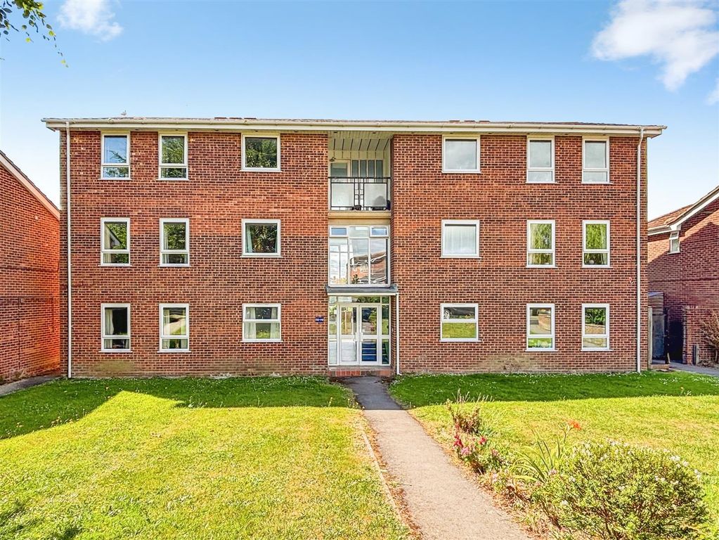 Property photo 1 of 7 6328437F--42C9-8Cad-Ed63D51Ad5Cf-50237-00002D22376