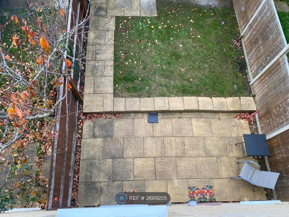 Property photo 1 of 35