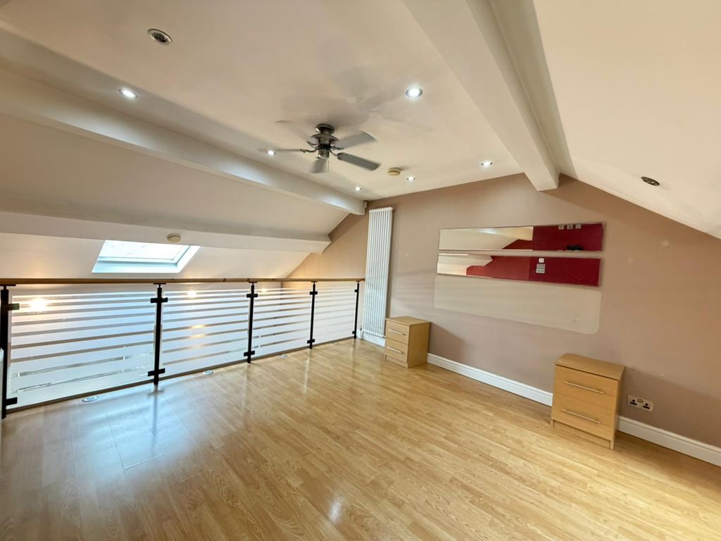 Property photo 2 of 16 Whatsapp Image 2025-10-30 At 10.43.10 (5)