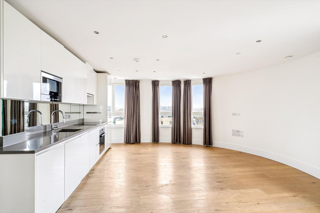 Property photo 1 of 15 Image