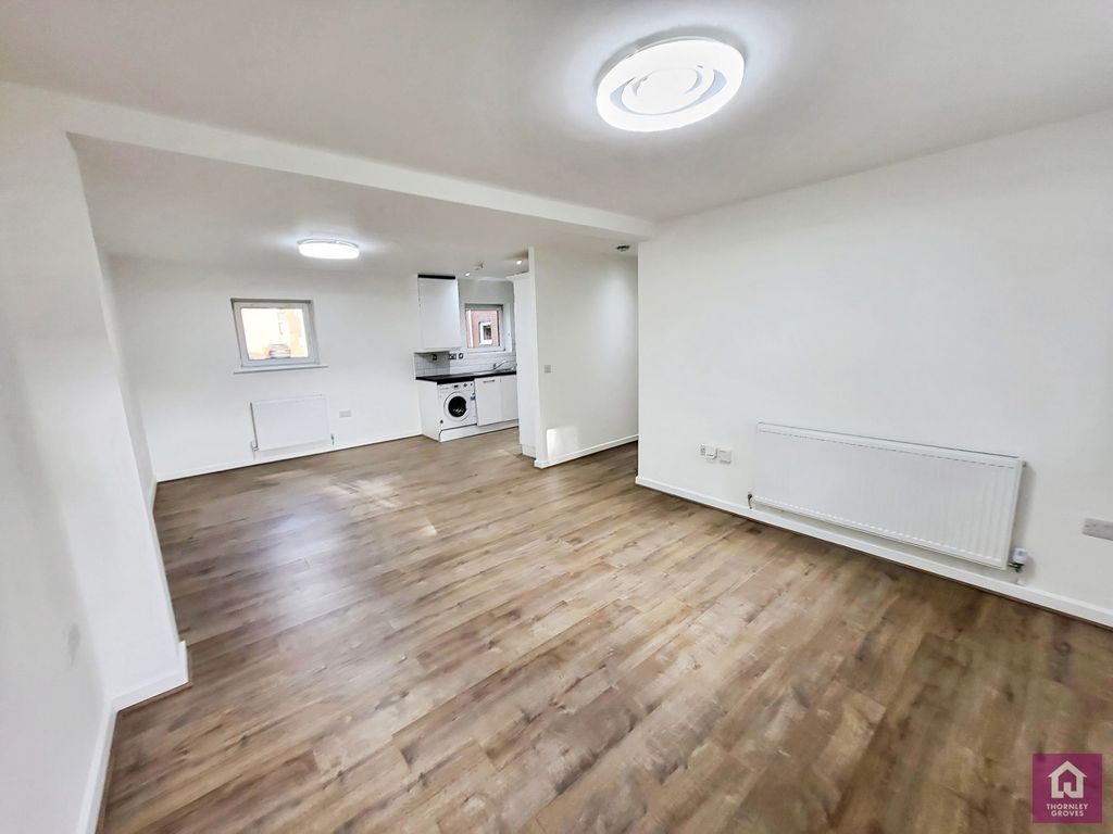 Property photo 3 of 14 Pbox-Img.Jpg